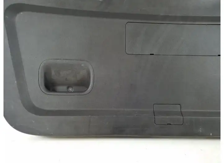 Toyota Corolla Verso AR10 (2004 - 2009) 64781-0F010 Обшивка багажника — фото 4