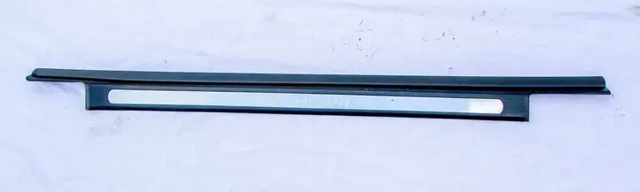 Mercedes-Benz CLC CL 203 (2008 - 2011) A2036802735 Внутренняя отделка переднего порога — фото 3