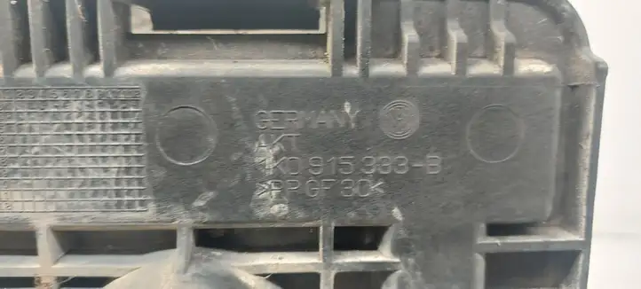 Audi A3/S3 8P (2003 - 2005) 1K0915333B Ящик аккумулятора — фото 5