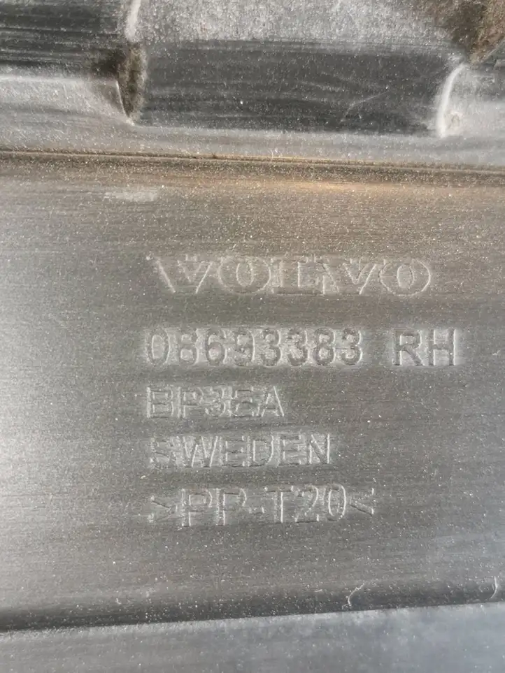 Volvo V70 (2004 - 2007) 08693383 Кронштейн заднего бампера — фото 4