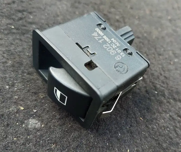 BMW 3 E46 (1998 - 2005) 6902174 Кнопка стеклоподъемников — фото 2
