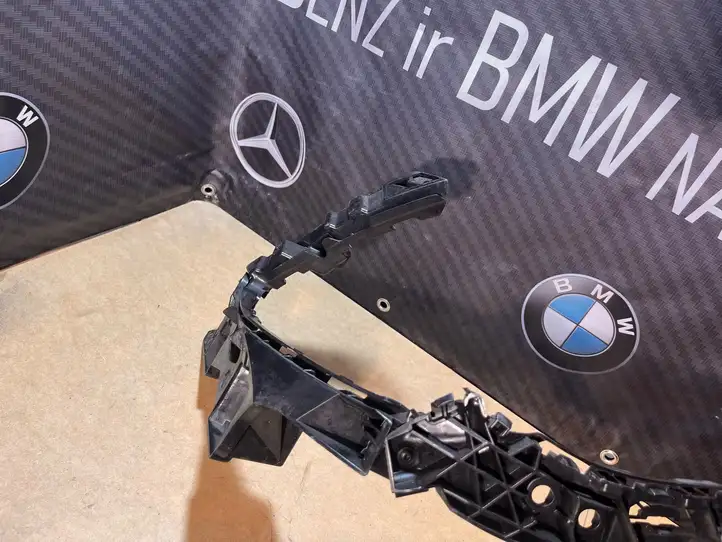 Mercedes-Benz E W213 (2016 - ) A2138850263 Кронштейн угловой части бампера — фото 5