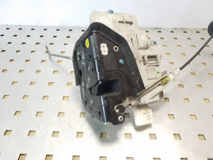 Audi A4 S4 B7 8E 8H (2004 - 2009) 8E2837015AA Замок передней двери — фото 3
