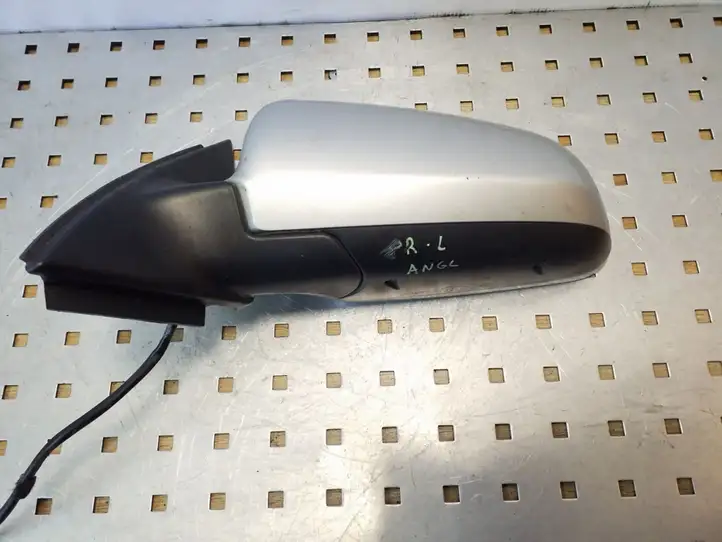 Audi A4 (2004 - 2009)  E1010681 Зеркало боковое с электрическим приводом