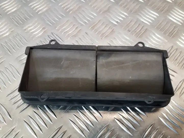 Nissan Juke I F15 (2010 - 2018) 8200213712 Вентиляционная решетка кузова — фото 3