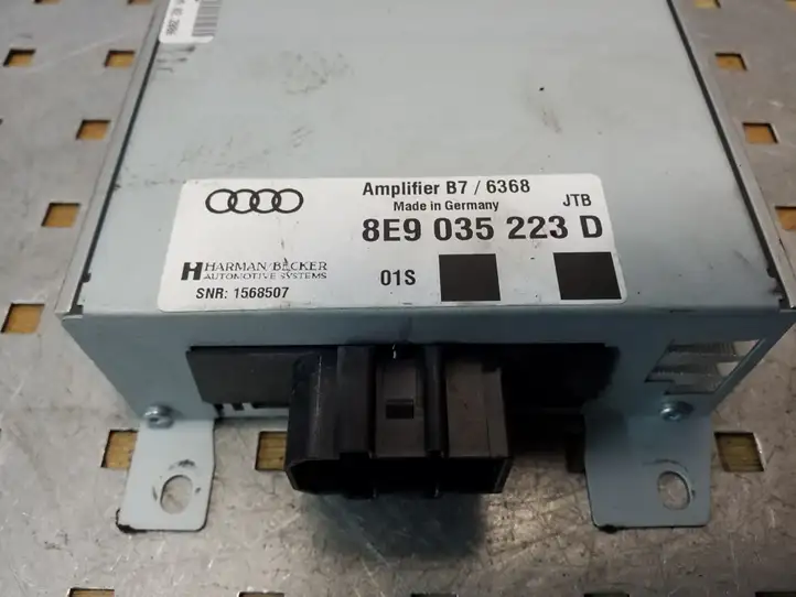 Audi A4 S4 B7 8E 8H (2004 - 2009) 8E9035223D Усилитель звука — фото 3