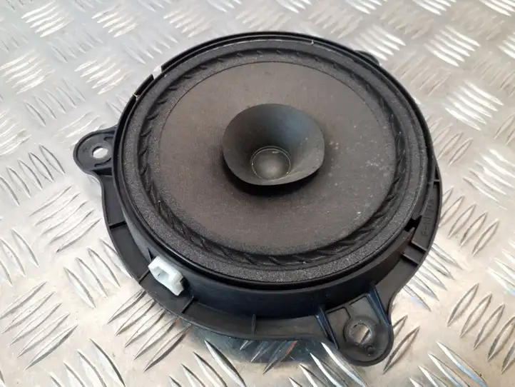 Nissan Juke I F15 (2010 - 2018) 28156EE500 Динамики передних дверей — фото 1
