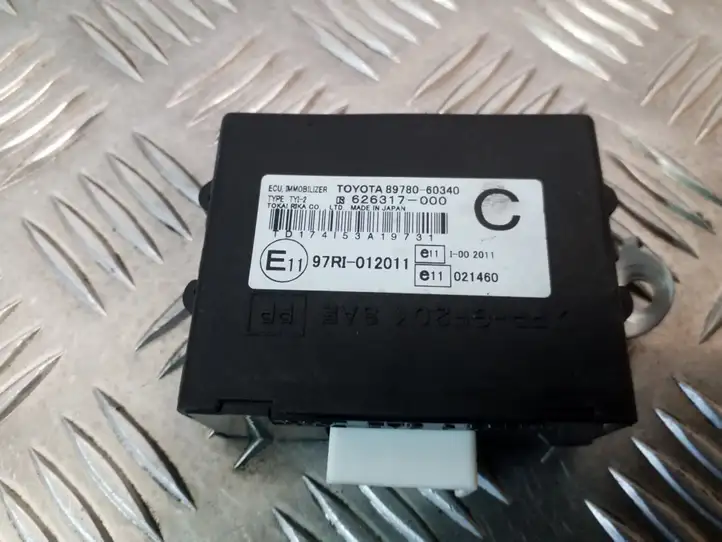 Toyota Land Cruiser (J120) (2002 - 2009) 8978060340 Блок иммобилайзера — фото 2