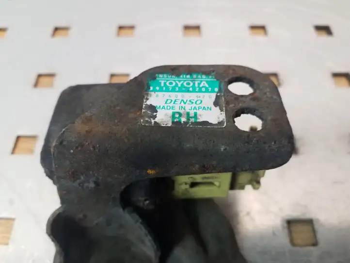 Toyota RAV 4 (XA20) (2000 - 2005) 8917342070 Датчик удара SRS — фото 3