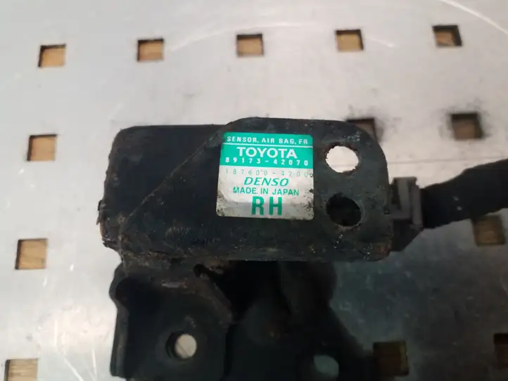 Toyota RAV 4 (XA20) (2000 - 2005) 1876004200 Датчик удара SRS — фото 4