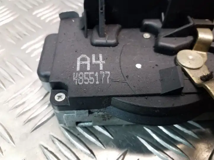 Saab 9-5 (2006 - 2010) 4855177 Замок передней двери — фото 2