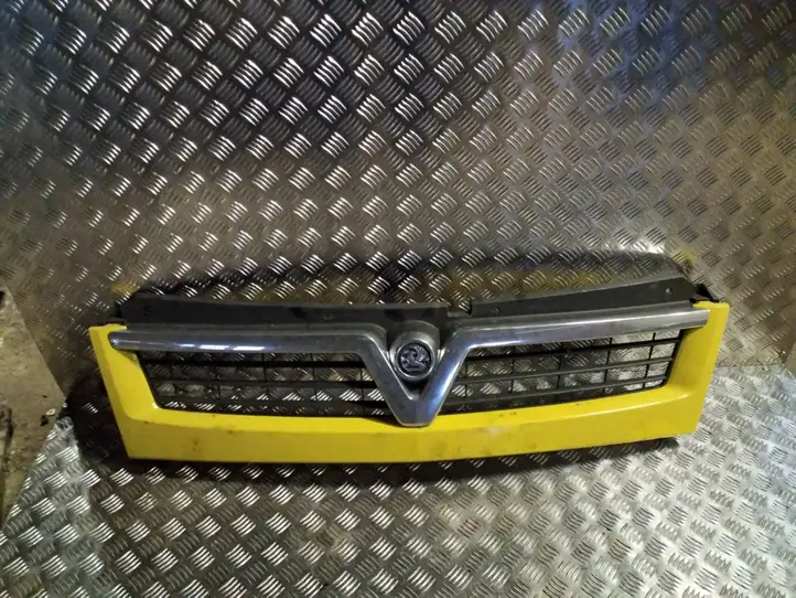 Opel Movano A (1998 - 2010) 8200233759 Верхняя решетка радиатора — фото 3