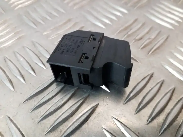 Seat Alhambra (Mk1) (2000 - 2010) 7M3959855 Кнопка стеклоподъемников — фото 3