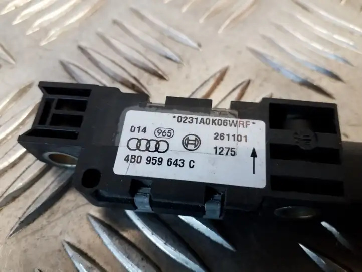 Audi A4 S4 B7 8E 8H (2004 - 2009) 4B0959643C Датчик удара SRS — фото 2