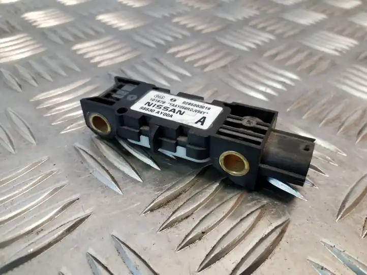 Nissan Primera (2001 - 2008) 98830AY00A Датчик удара SRS — фото 2