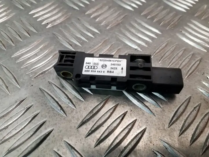 Audi A3/S3 8P (2003 - 2005) 4B0959643E Датчик удара SRS — фото 1