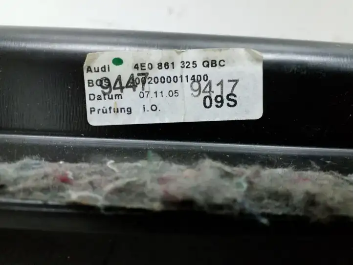 Audi A8 S8 D3 4E (2005 - 2007) 4E0861325QBC Электрическая шторка заднего стекла — фото 2