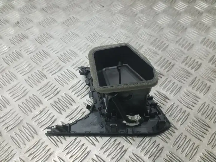 Seat Leon (5F) (2012 - 2019) 5F1820901D Боковой воздушный дефлектор — фото 3