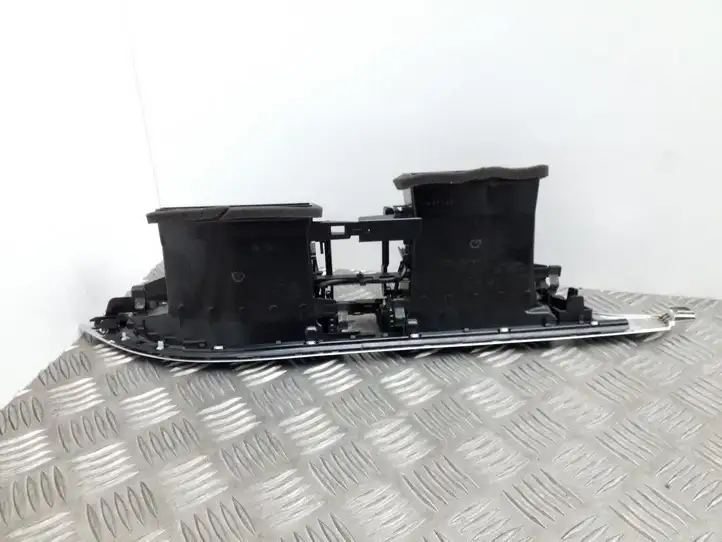 Audi A6 C7 (2011 - 2014) 4G1820951 Центральный воздушный дефлектор — фото 3