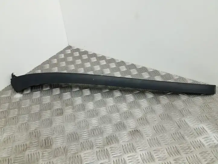 Seat Altea XL (2004 - 2015) 5P0854542H Накладка стоек лобового стекла — фото 1