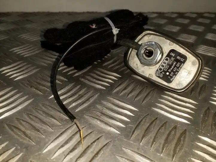 Audi A3/S3 8P (2004 - 2008) 8P4035503E GPS антенна — фото 3