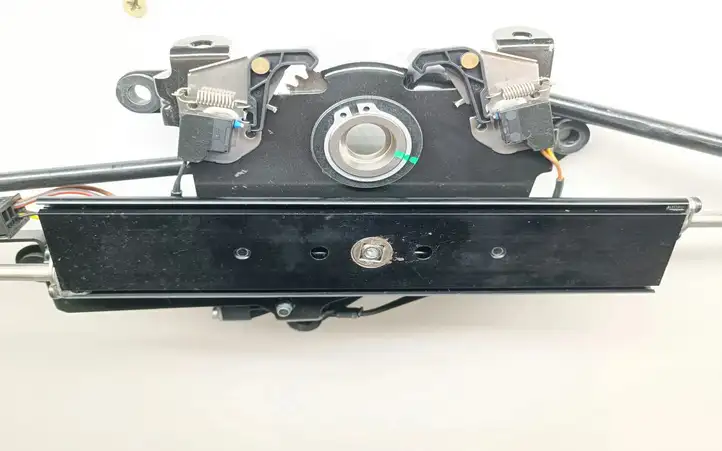 BMW 3 E92 E93 (2005 - 2014) 7183321 Замок складной крыши — фото 3