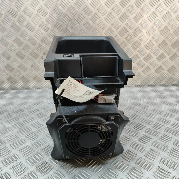 Land Rover Range Rover Sport L494 (2013 - 2017) CK52044K02AG Вещевой ящик — фото 2