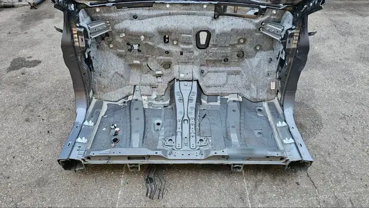Lexus RX 450H (2015 - 2019) Передняя часть кузова — фото 4
