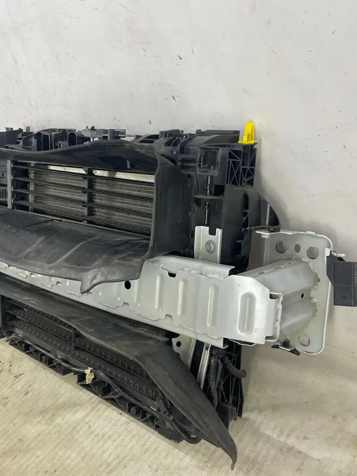 Ford Transit Courier (2014 - 2022) H1BB8B041C Передняя часть кузова — фото 14
