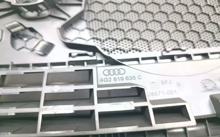 Audi A6 C7 (2011 - 2014) 4G2819635C Рамка центрального динамика — фото 3