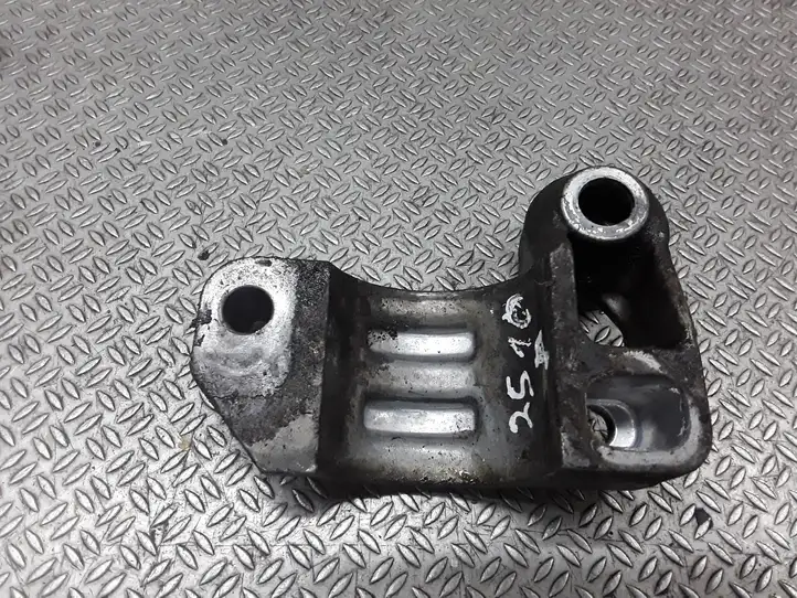 Mercedes-Benz E W211 (2002 - 2009) A2113231126 Кронштейн передней стойки — фото 3