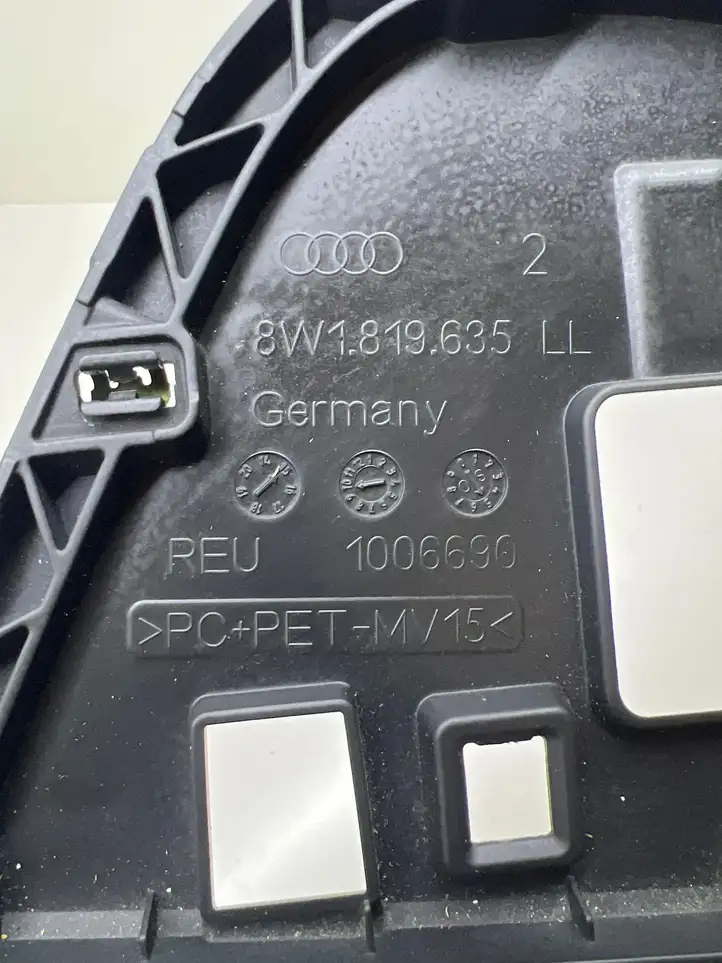 Audi A4 S4 B9 (2015 - 2019) 8W1819635 Рамка центрального динамика — фото 5