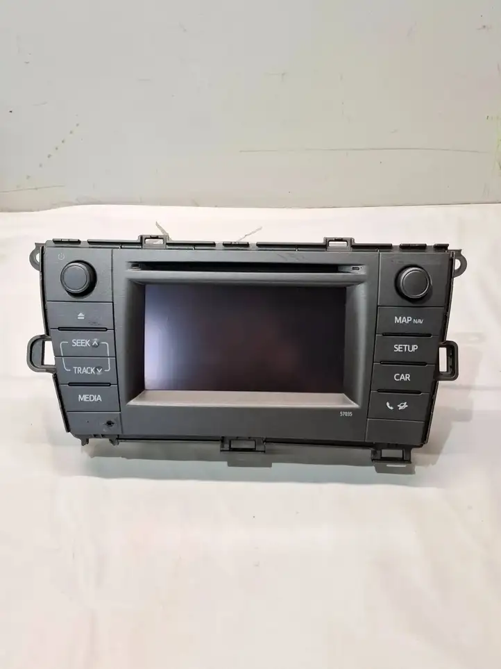 Toyota Yaris Verso (1999 - 2005) FA032211 Магнитола / мультимедийная система — фото 1