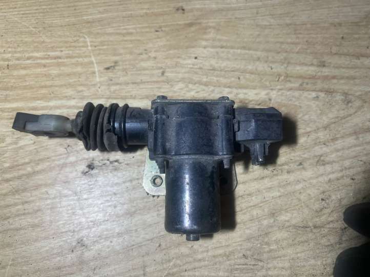 5045688 Opel Ascona C Centrinio užrakto varikliukas