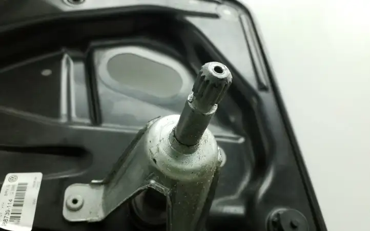 Volkswagen PASSAT B6 (2005 - 2010) 3C4839755J Механический стеклоподъемник задней двери — фото 3