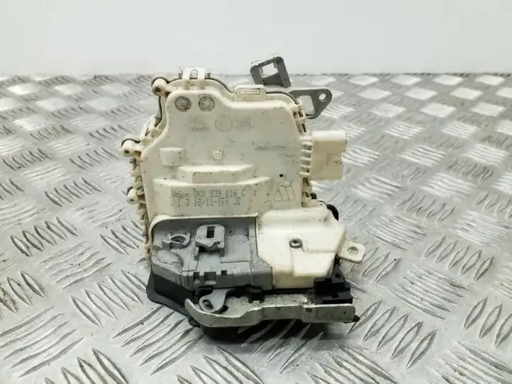 Audi A4 S4 B8 8K (2007 - 2011) 8K0839016C Замок задней двери — фото 1