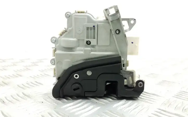 Audi A3/S3 8V (2012 - 2016) 8K0839015C Замок задней двери — фото 3