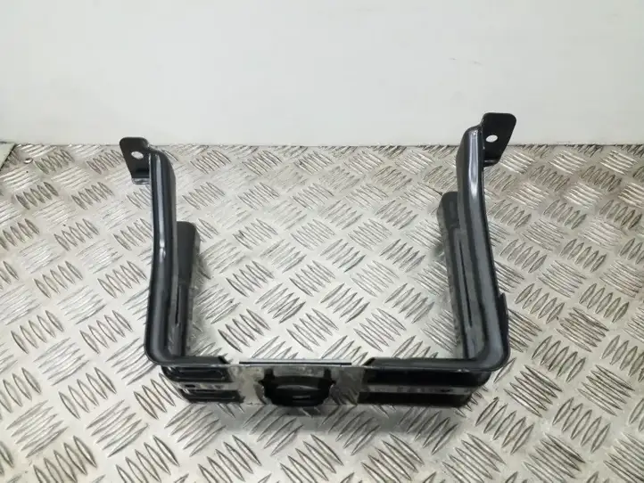 Audi A4 S4 B8 8K (2007 - 2011) 8K0802715A Кронштейн запасного колеса — фото 4