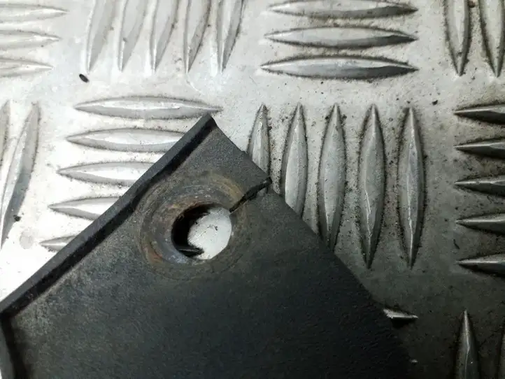 Audi A4 S4 B8 8K (2007 - 2011) 8K0807081 Верхняя панель радиатора — фото 4
