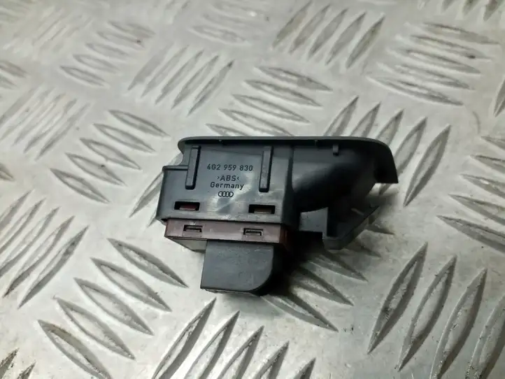 Audi A6 C7 (2011 - 2014) 4G2959830 Кнопка закрытия крышки багажника — фото 2