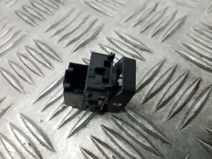 Skoda Octavia Mk3 (5E) (2013 - 2019) 5E0959855 Кнопка стеклоподъемников — фото 4