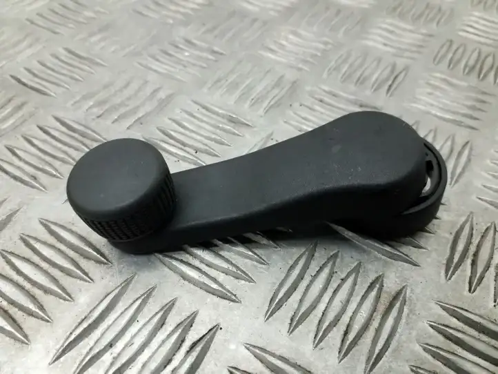 Seat Leon (1P) (2005 - 2012) 6Q0837581A Ручка стеклоподъемника — фото 1