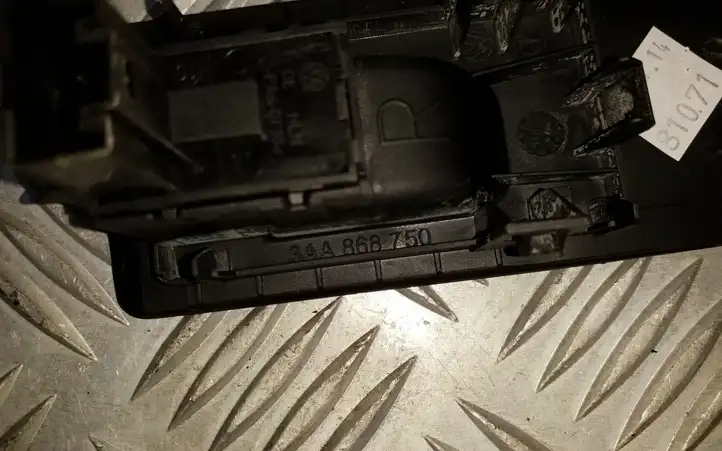 Volkswagen PASSAT B7 (2011 - 2014) 7L6959855B Кнопка стеклоподъемников — фото 5