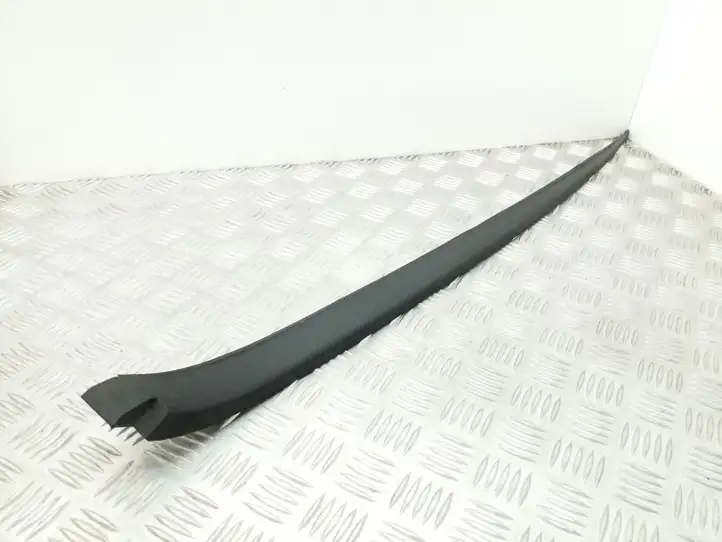 Volkswagen Golf Plus (2008 - 2014) 5M0854327D Накладка стоек лобового стекла — фото 3