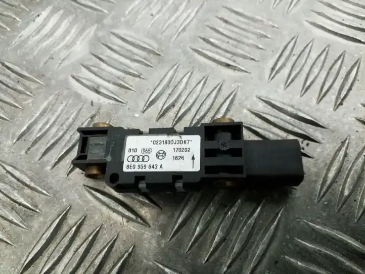 Audi A4 S4 B6 8E 8H (2000 - 2006) 8E0959643A Датчик удара SRS — фото 1