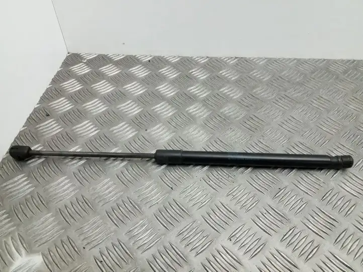 Volkswagen Golf Plus (2008 - 2014) 5M0827550A Амортизатор крышки багажника — фото 1