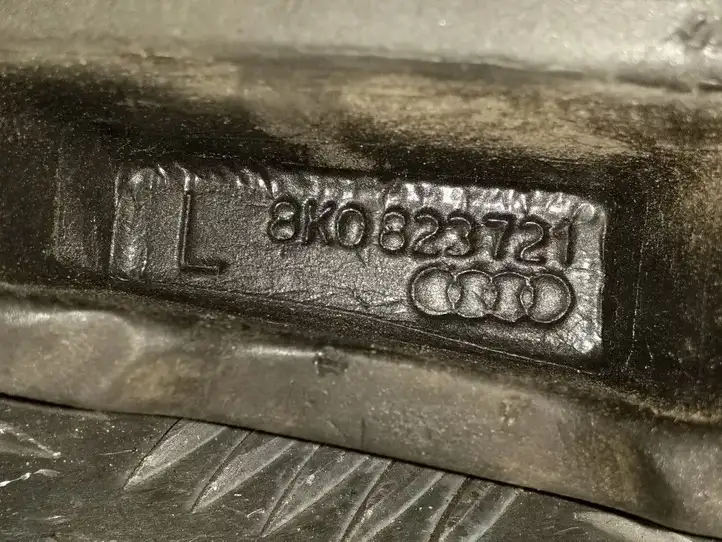 Audi A4 S4 B8 8K (2007 - 2011) 8K0823721 Абсорбер крыла — фото 3