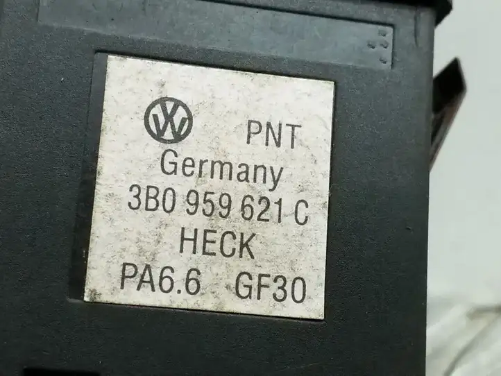 Volkswagen PASSAT B5.5 (2001 - 2005) 3B0959621C Кнопка обогрева стекла — фото 3