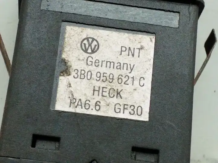 Volkswagen PASSAT B5.5 (2001 - 2005) 3B0959621C Кнопка обогрева стекла — фото 3