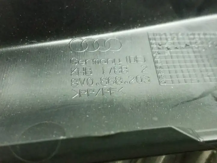 Audi A3/S3 8V (2012 - 2016) 8V0868203 Накладка порога — фото 3